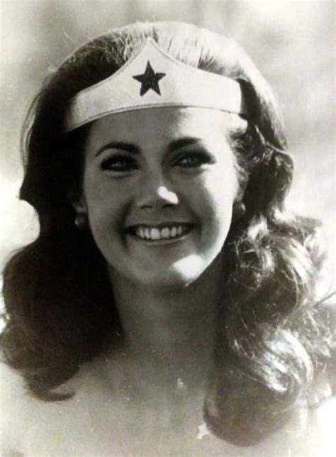 wonder woman nuda|Rare Photos of Lynda Carter Not Suitable for All Ages